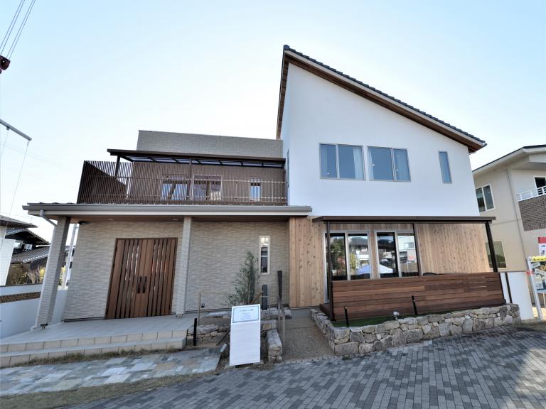 ”【悠悠ホーム滋賀】福岡県着工棟数NO.1の悠悠ホームがハウスセレクション彦根に展示場オープン!